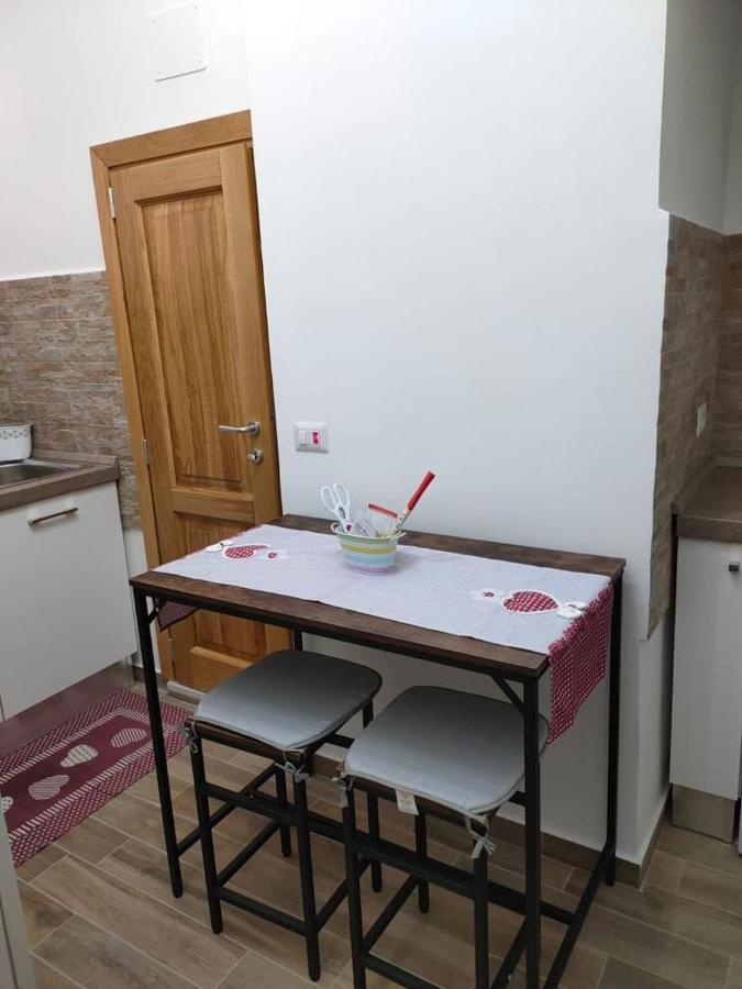 Ferienwohnung Mariposa Capodimonte Exterior foto